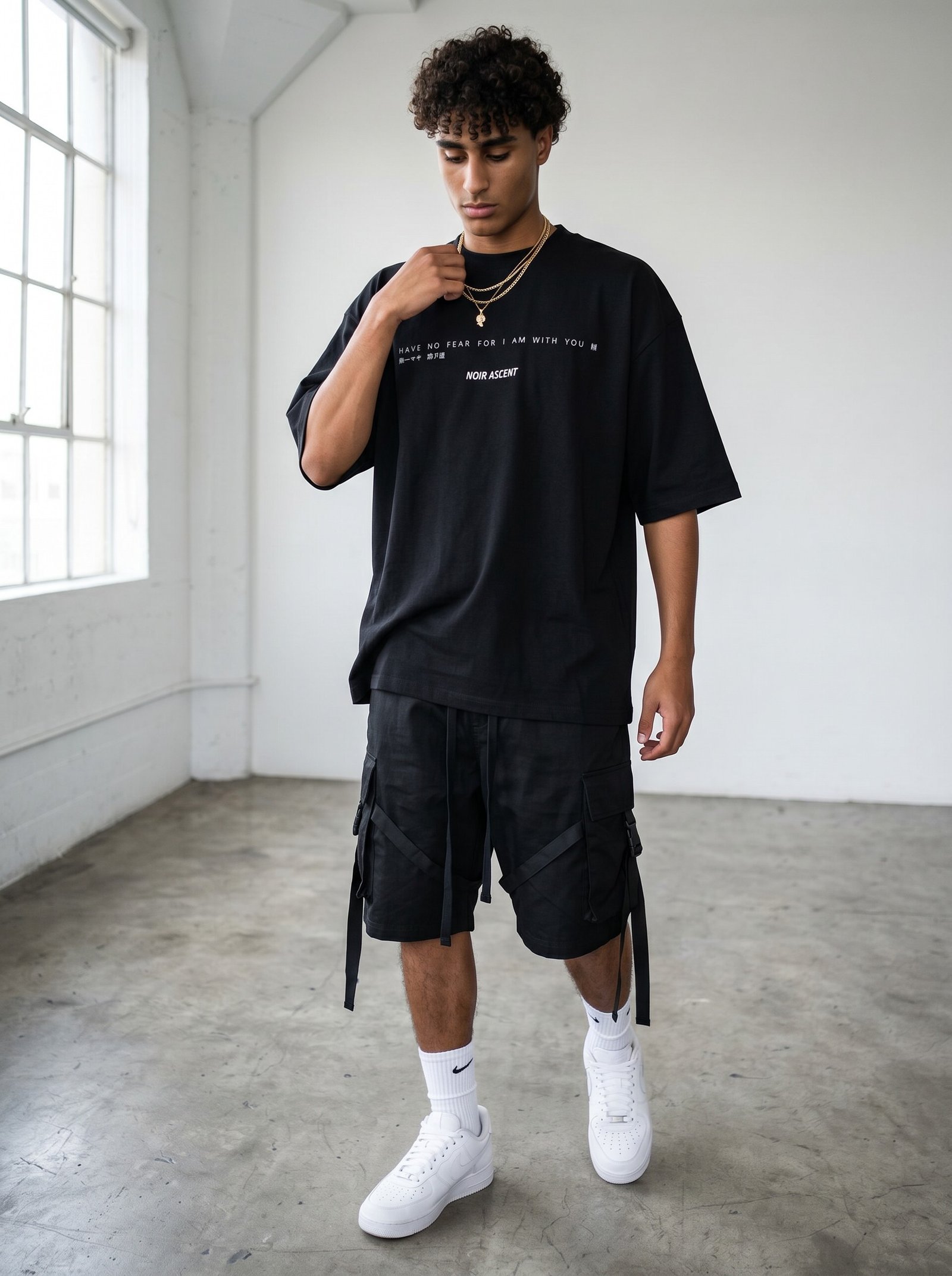 ROMANS TEE
