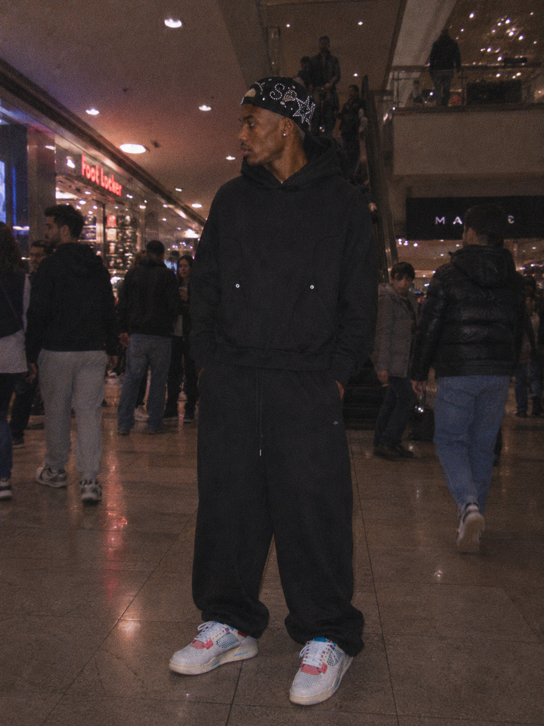 BLACKOUT HOODIE V1